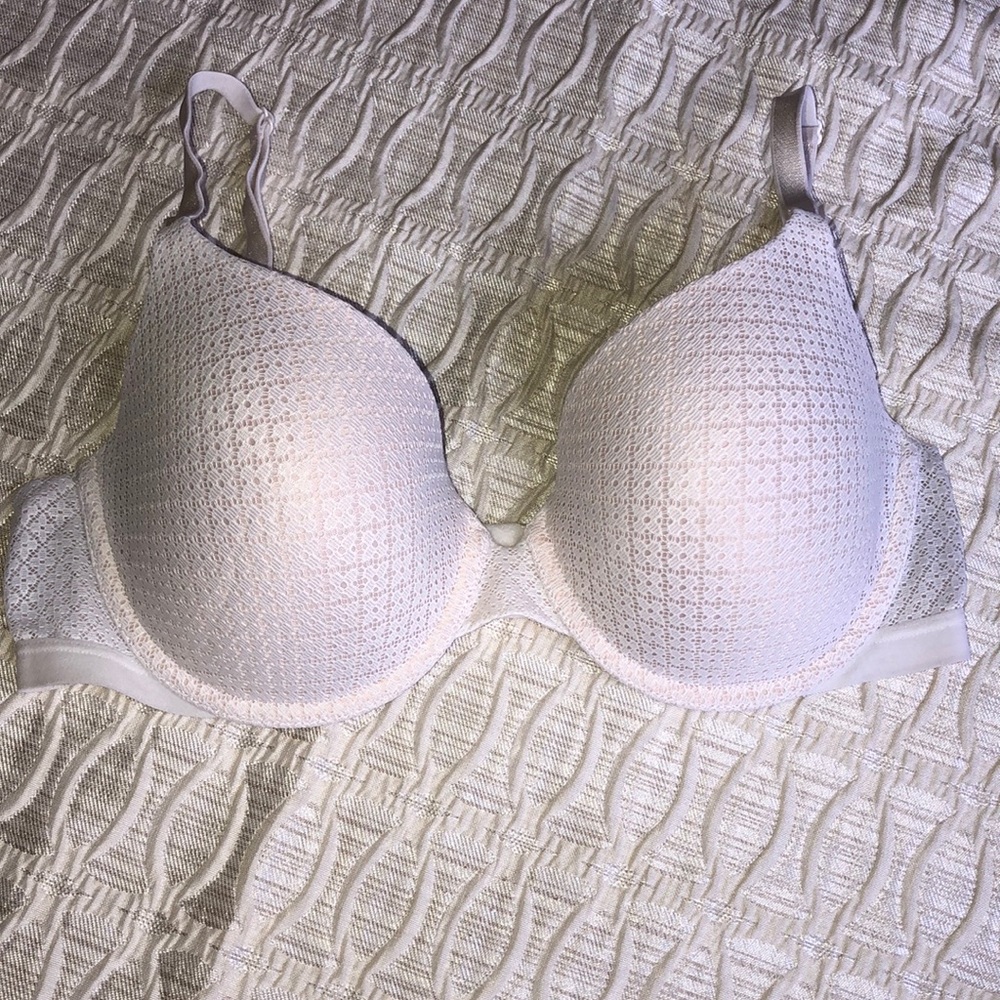 Victoria Secret Uplift Semi Demi Padded